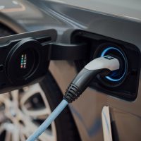 Cómo realizar pruebas NHV para amortiguadores de carros eléctricos